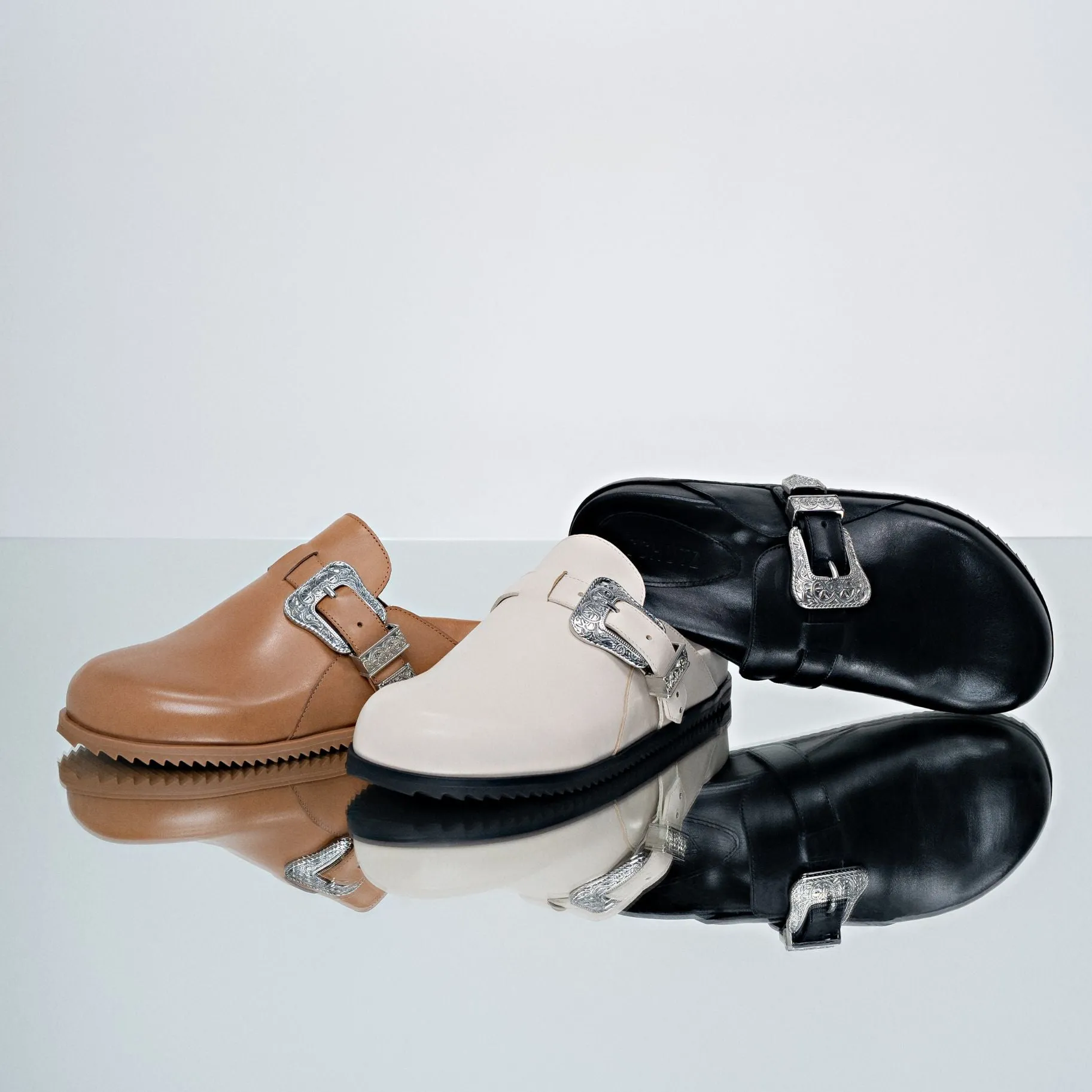 Grace Leather Flat