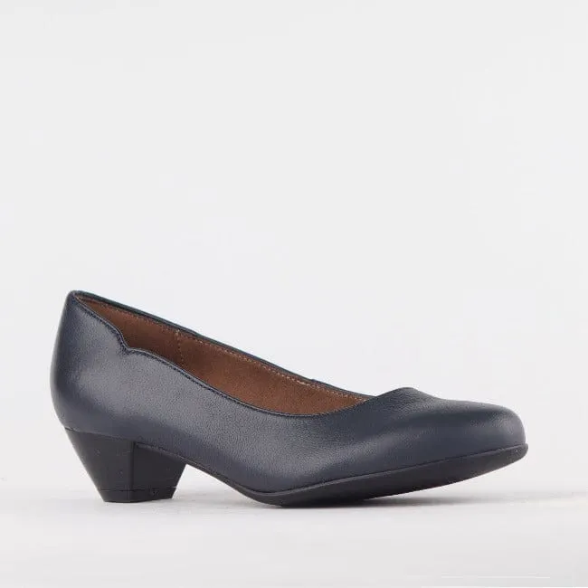 Mid-Heel Court Shoe in Navy - 12635