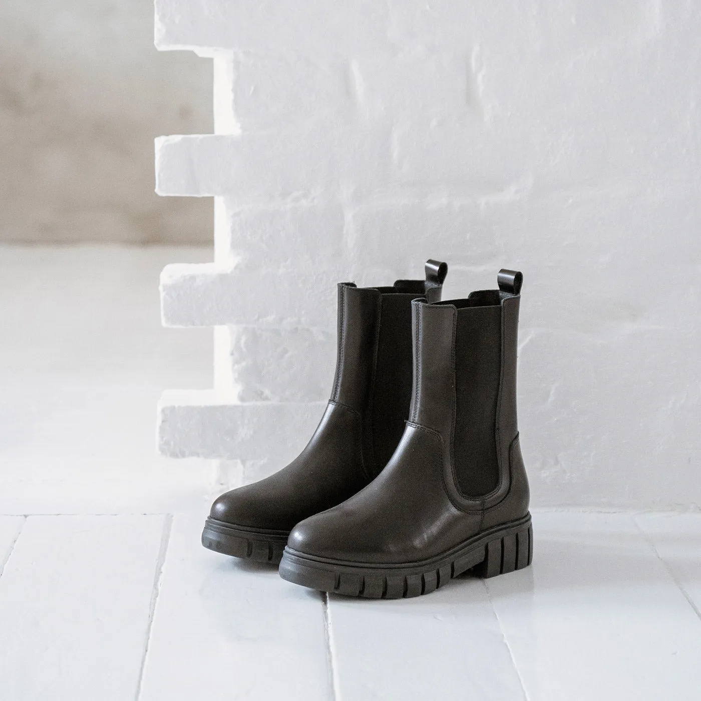 Rebel chelsea boot leather - BLACK